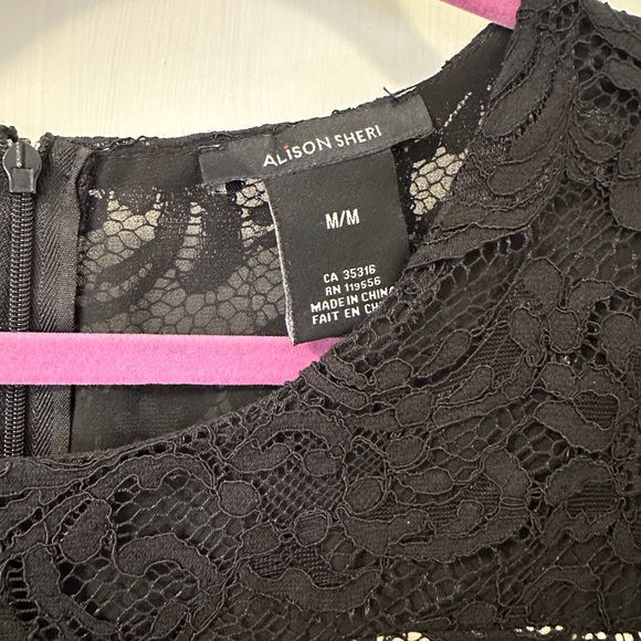 Cocktail dress lace overlay - Picture 4 of 10